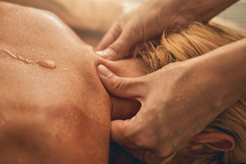 Trị liệu cổ vai gáy (60')
